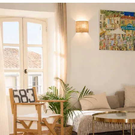 Esprit Floor סן טרופז